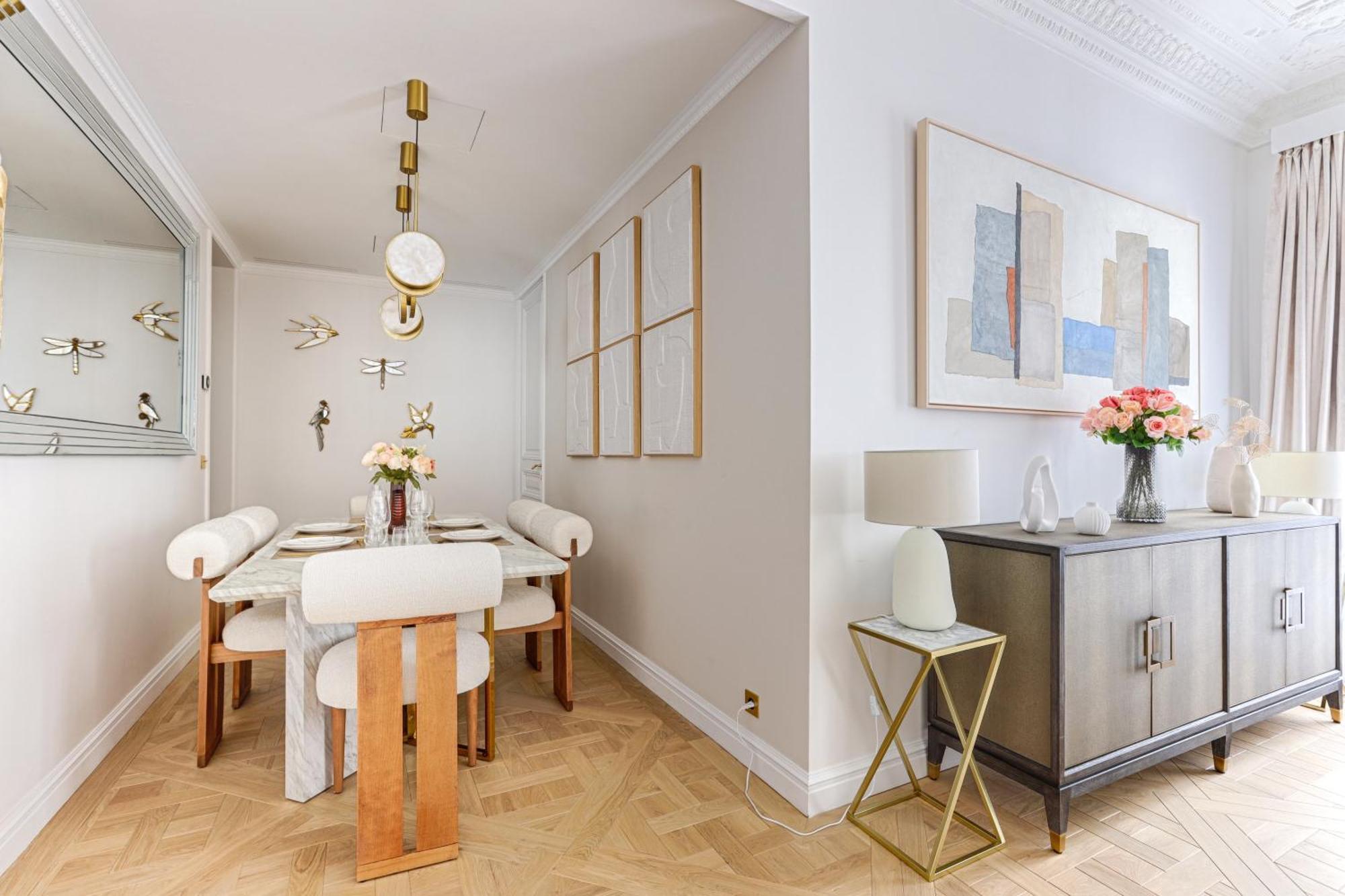 Elegant Luxury Apartment For 6 On Champs-Elysees ปารีส ภายนอก รูปภาพ